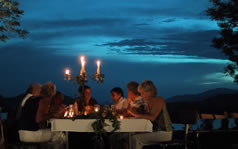  See, Himmel, Sonne, Mond und Sterne als Kulisse   